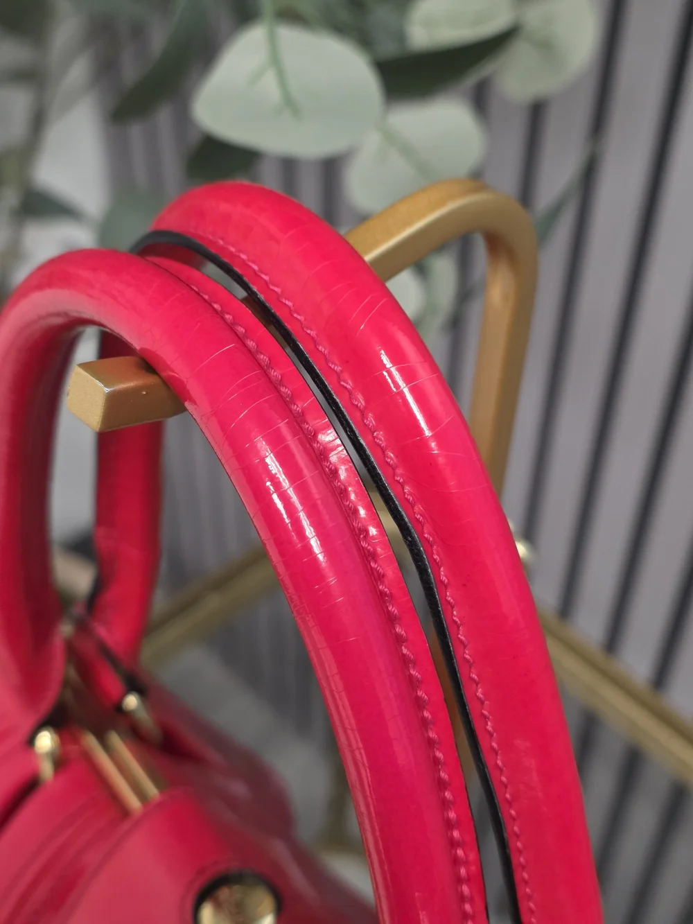Alexander McQueen Red Elvie Frame Patent Top-Handle Satchel Bag RARE
